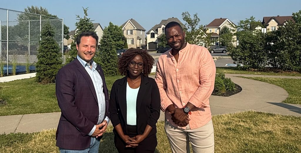 Joubert Simon passe le flambeau à Marlène Diallo dans le district de Valmont sur Parc